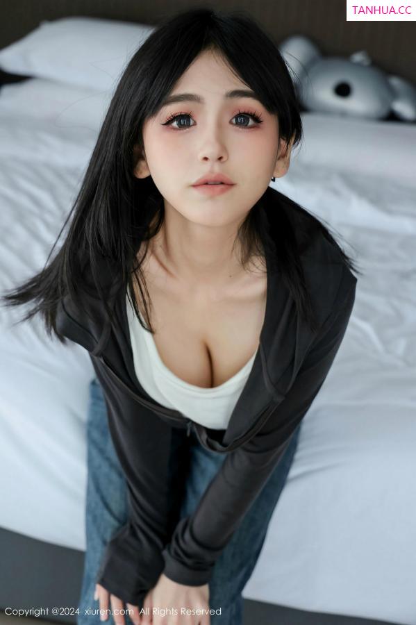   [XiuRen]高清写真图 2024.11.19 No.9464 奶芙乔乔 美腿性感第16张图片